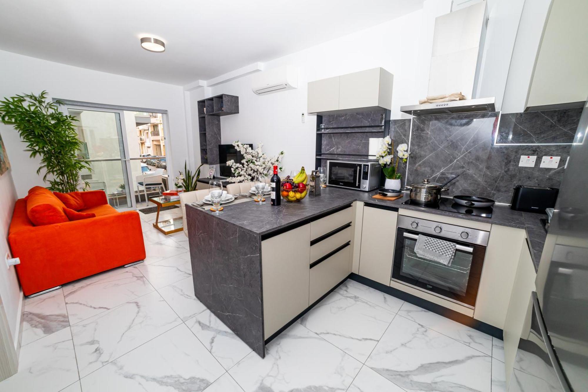 Sea Breeze, Spacious 2-Bedroom Lux Seaside Apartments St. Paul's Bay Exterior foto