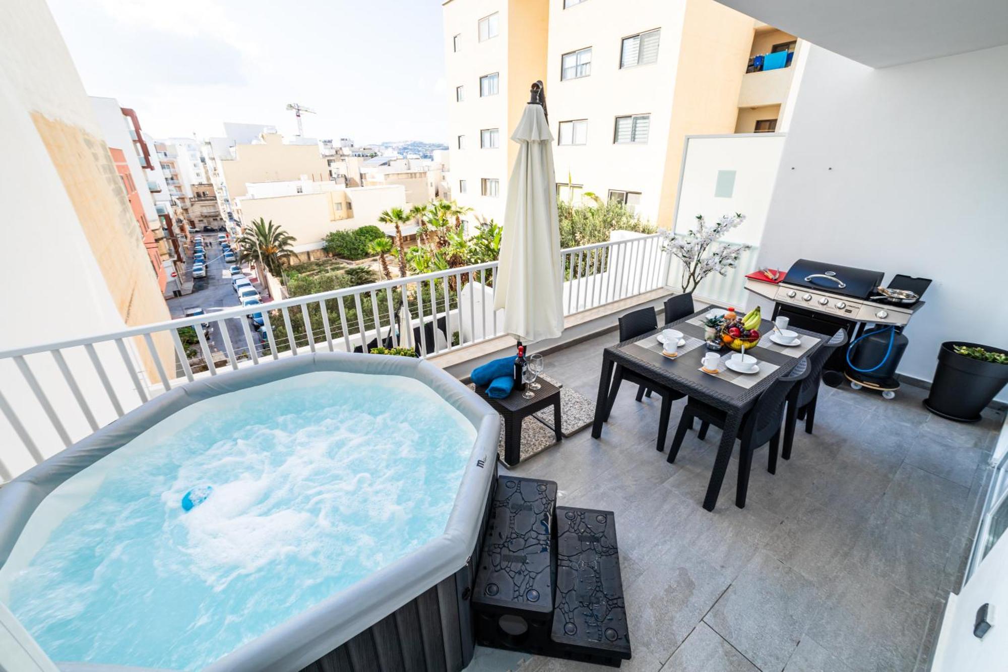 Sea Breeze, Spacious 2-Bedroom Lux Seaside Apartments St. Paul's Bay Exterior foto